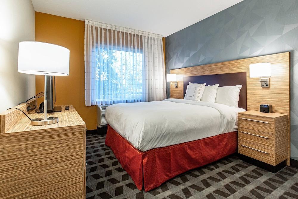 Towneplace Suites By Marriott Naples Vineyards Exterior photo