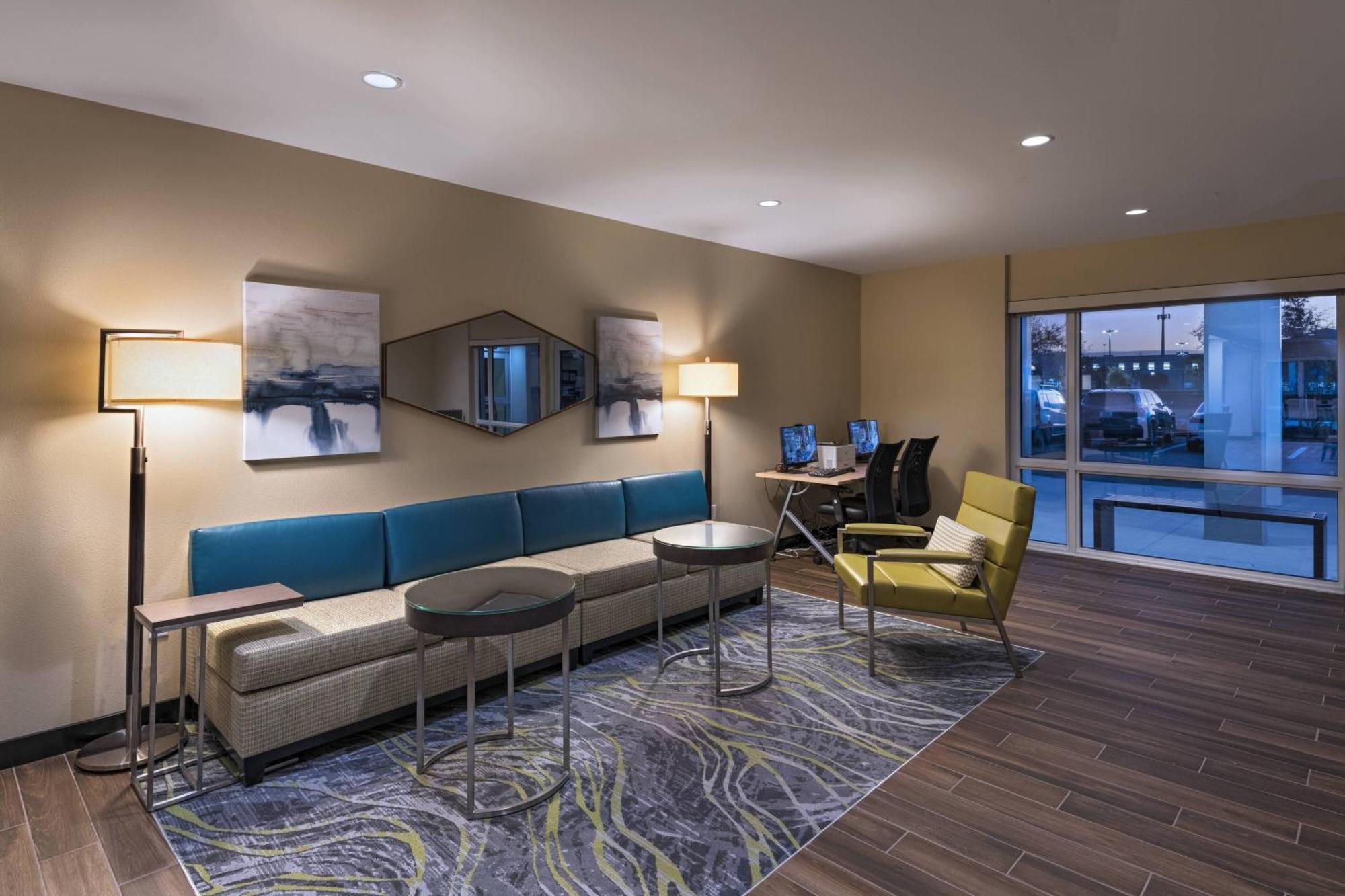 Towneplace Suites By Marriott Naples Vineyards Exterior photo